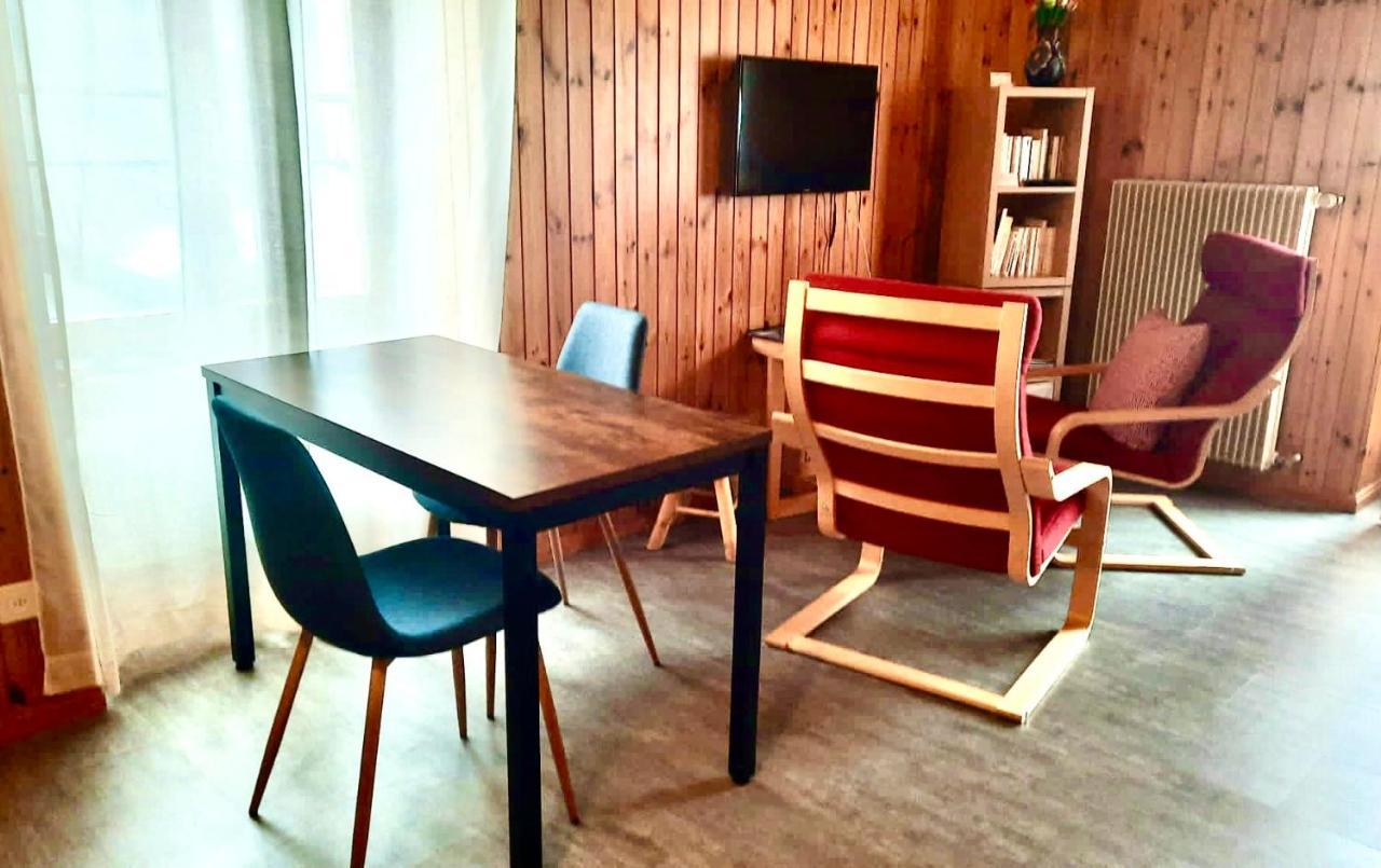 Au Village D'Evolene, Tres Joli Studio Calme Et Ensoleille מראה חיצוני תמונה
